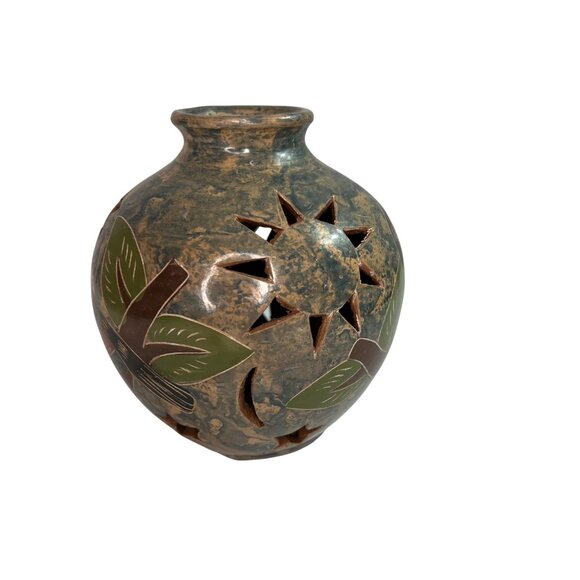 Handcrafted Costa Rican Pottery Vase With Toucan & Leaf Motif - Picture 4 of 9